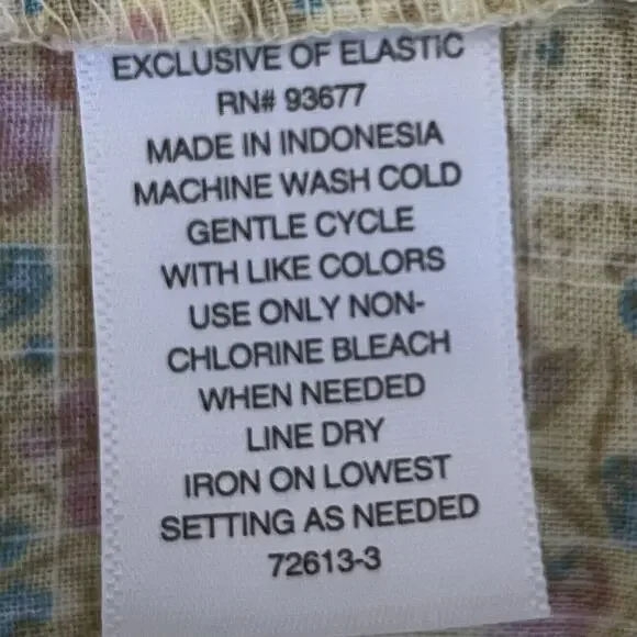 a.n.a a new approach Woman Yellow Shirred Blouse puff sleeves SZ/ XLT - Picture 9 of 10